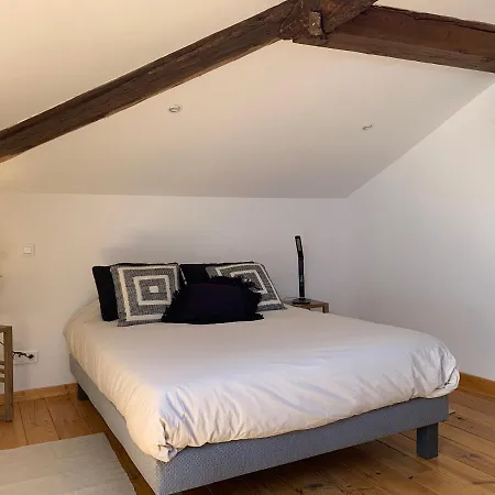 Appartement La Vue Sur Le Clocher Auriac-sur-Vendinelle